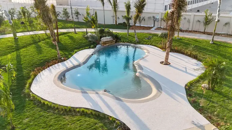 Why Is Your Pool Losing Water in Abu Dhabi?